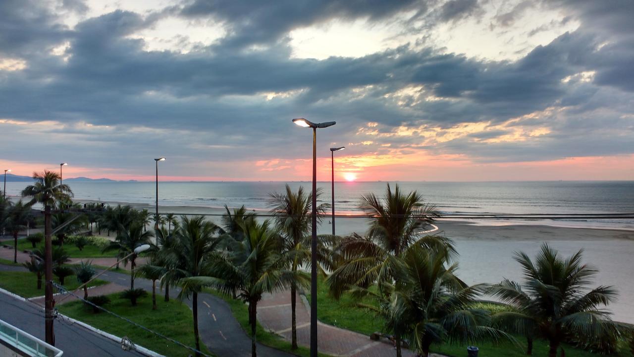 Apto. Com Churrasqueira Na Sacada Apartment Praia Grande  Luaran gambar